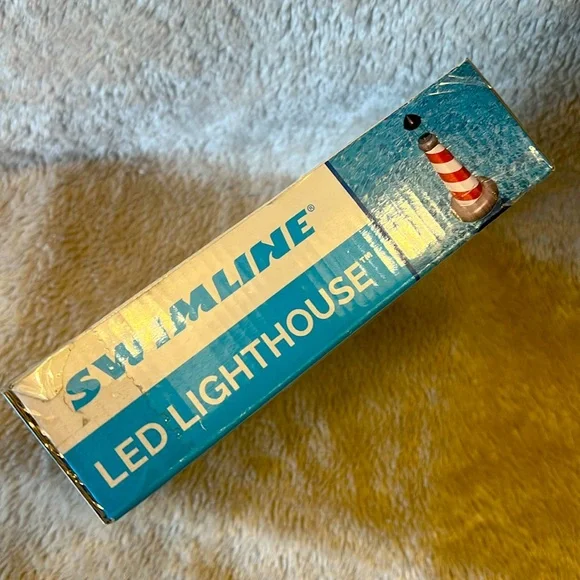 SWIMLINE LED Lighthouse Float Decor - Picture 4 of 6
